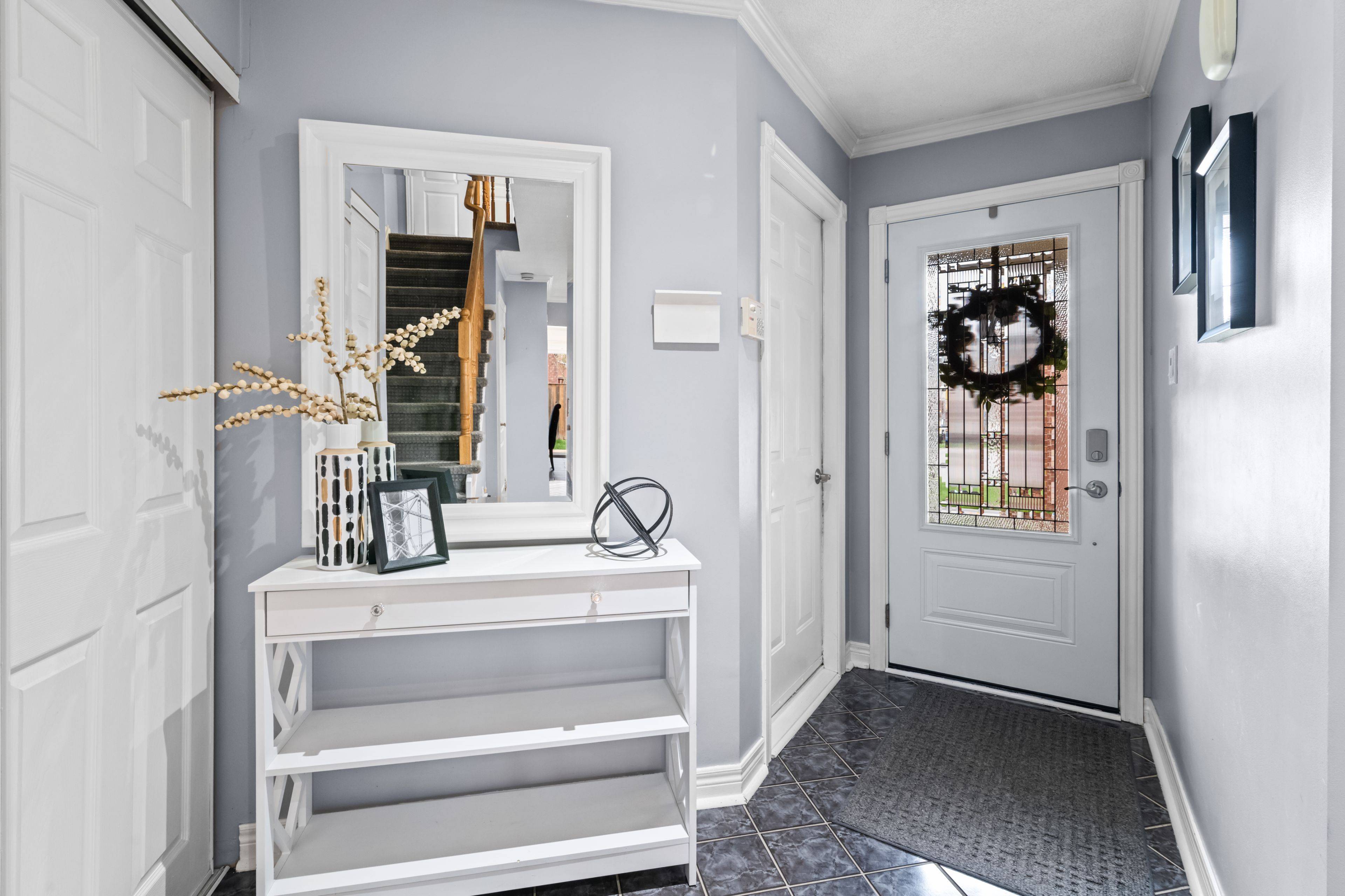Clarington, ON L1C 4Y3,80 Fry CRES