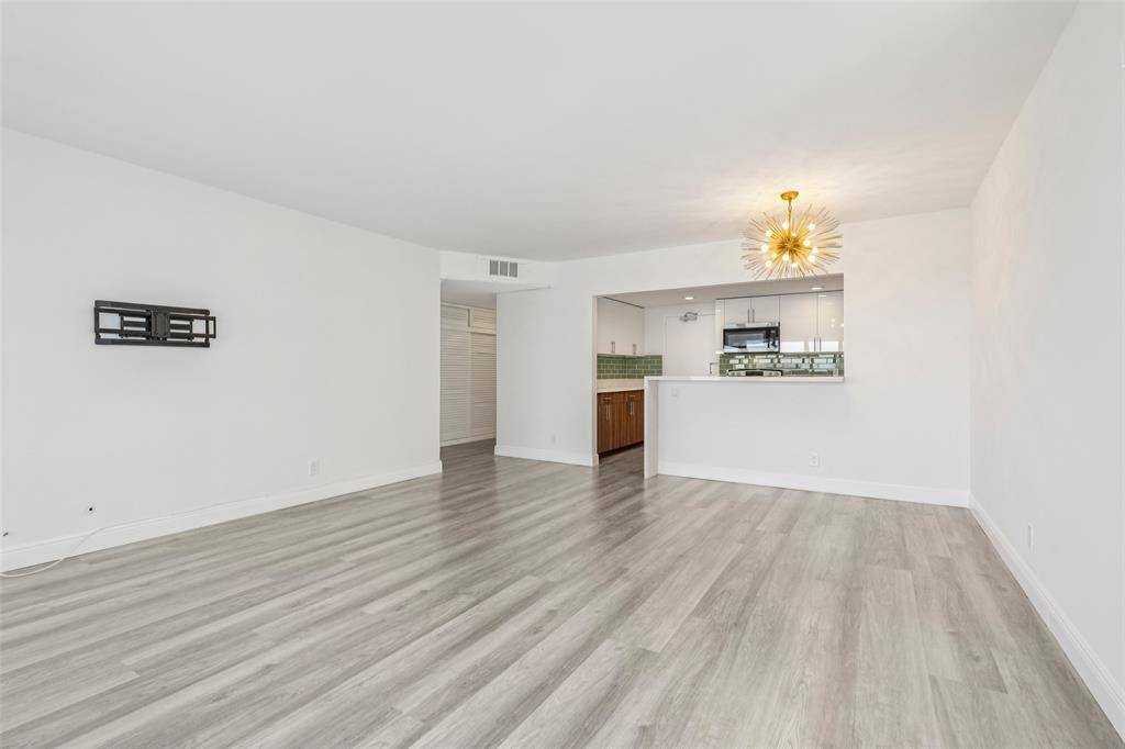 Fort Lauderdale, FL 33308,3700 Galt Ocean Dr. #901