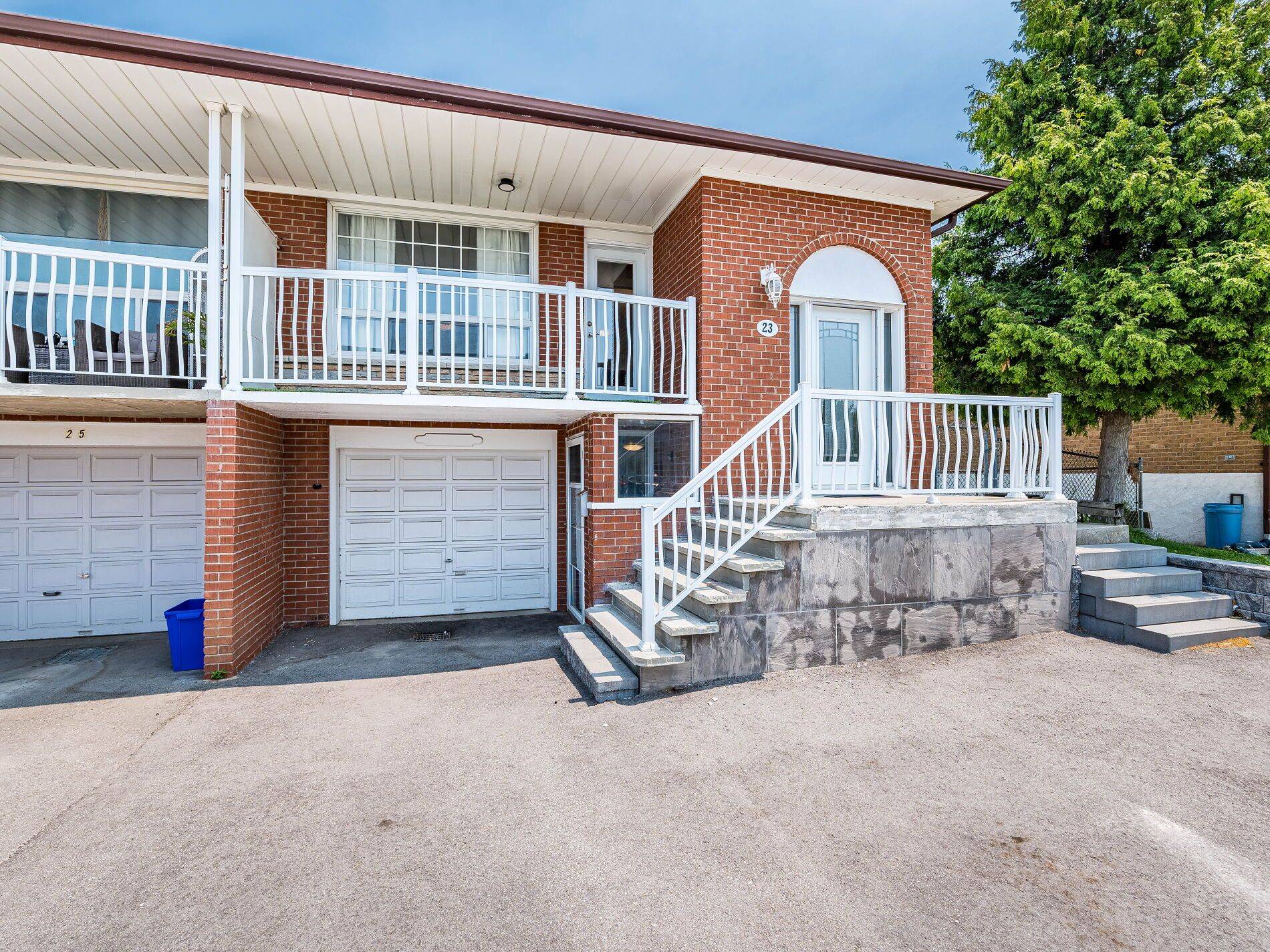 Vaughan, ON L4L 2G5,23 North Humber DR