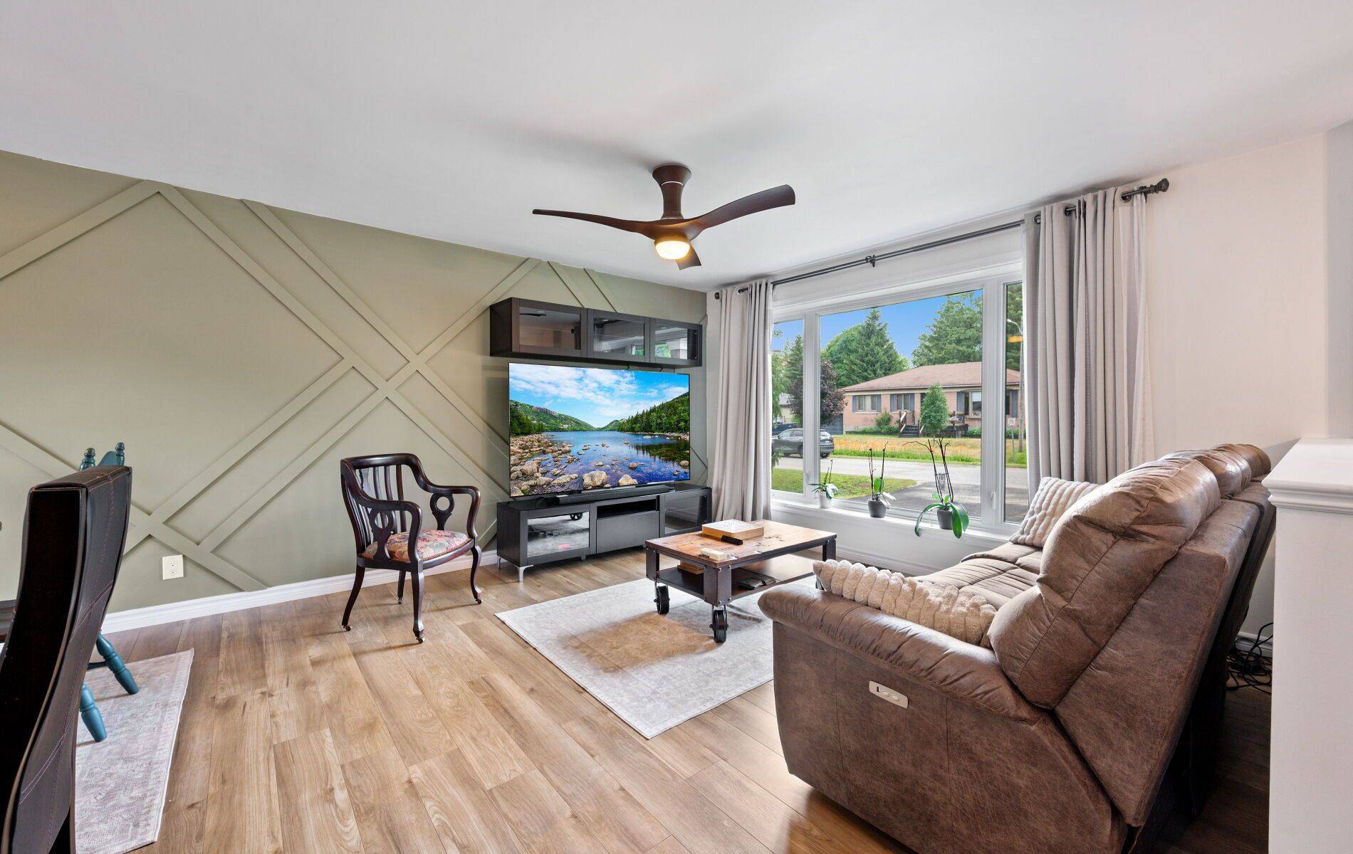 New Tecumseth, ON L9R 1M7,46 William ST
