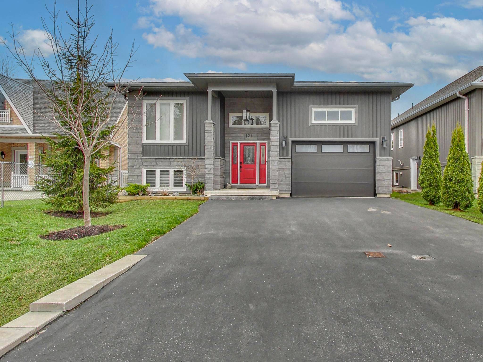 121 Lily DR, Wasaga Beach, ON L9Z 2Z2