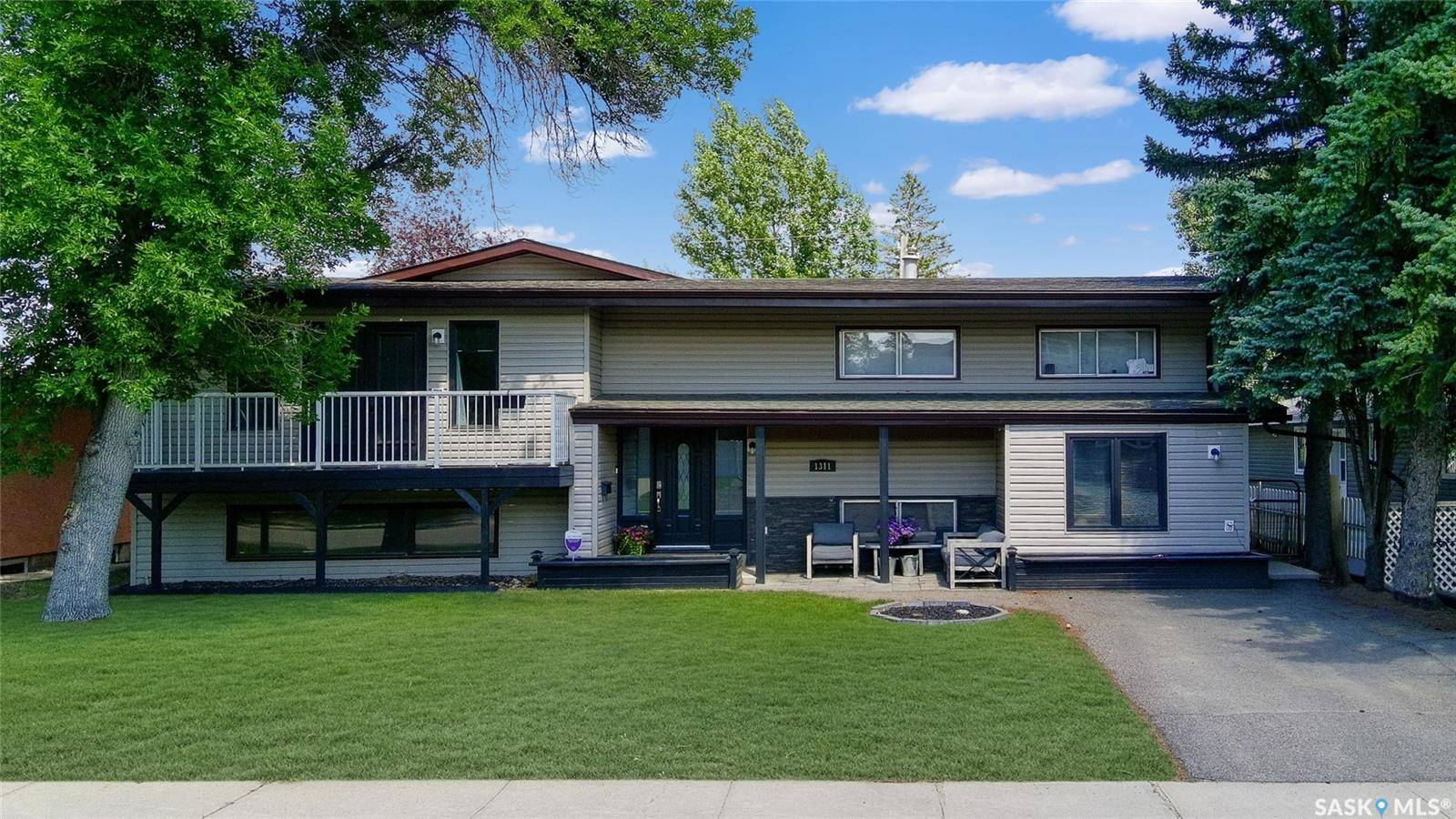 1311 JUBILEE DRIVE, Swift Current, SK S9H 2A5