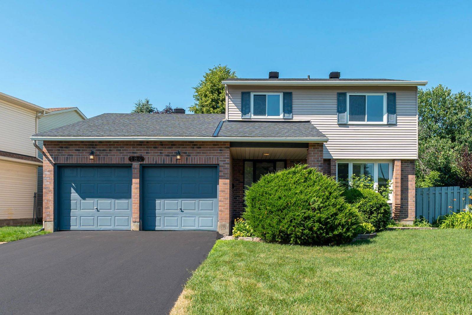 184 Des Pins PL, Orleans - Cumberland And Area, ON K1E 2T5