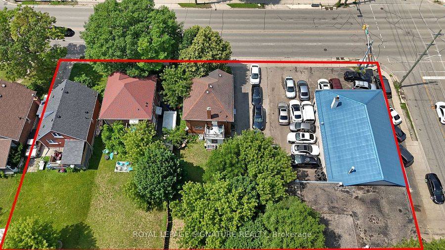 159-165 Erb ST W, Waterloo, ON N2L 1V2