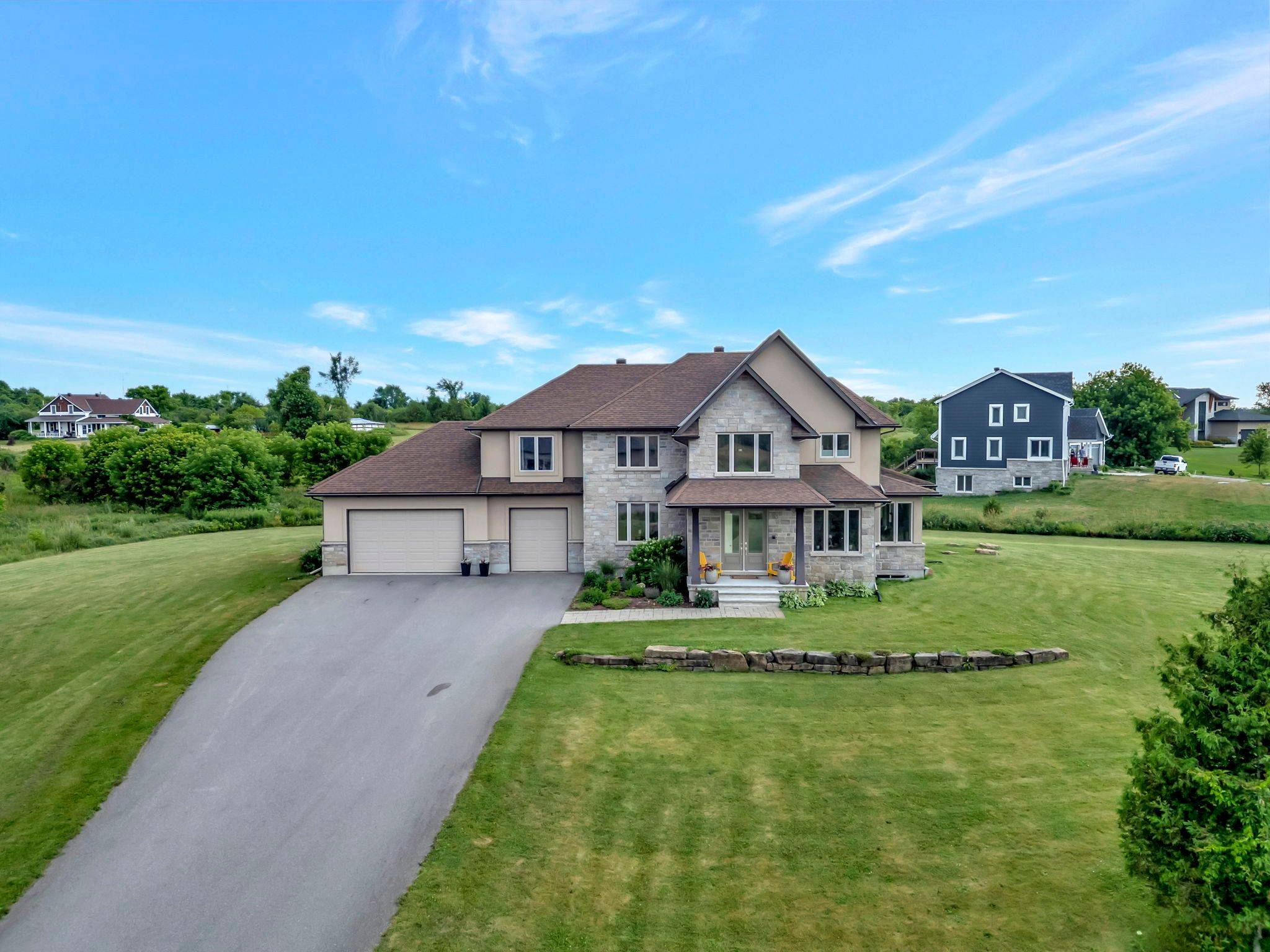 117 Dewmont ST, Stittsville - Munster - Richmond, ON K0A 1B0