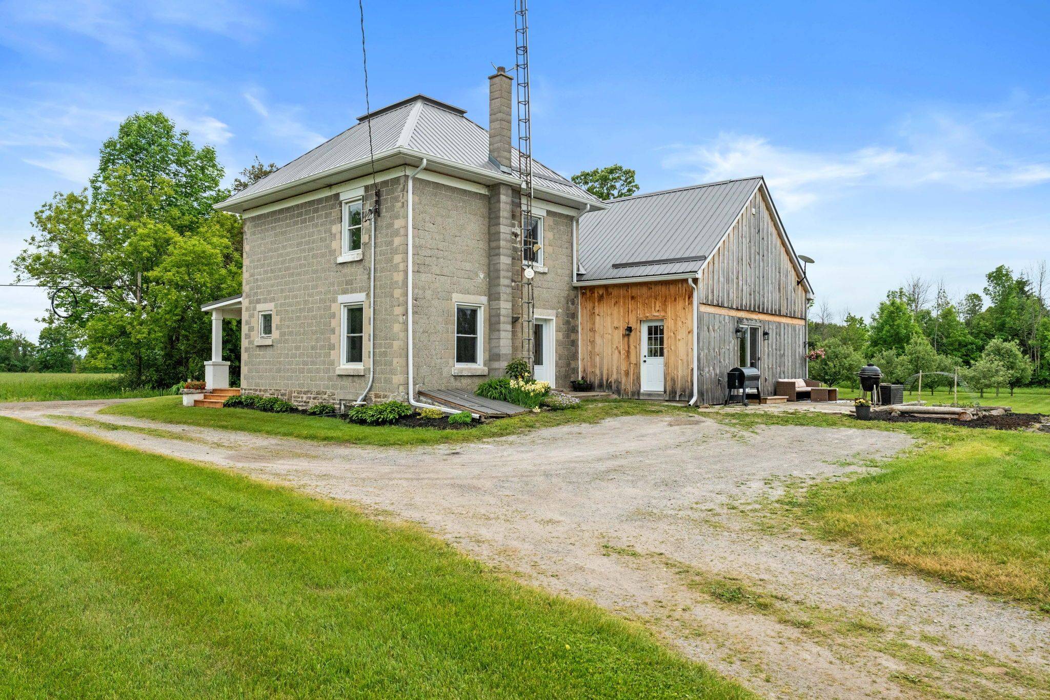 Augusta, ON K0G 1R0,9501 Kyle RD