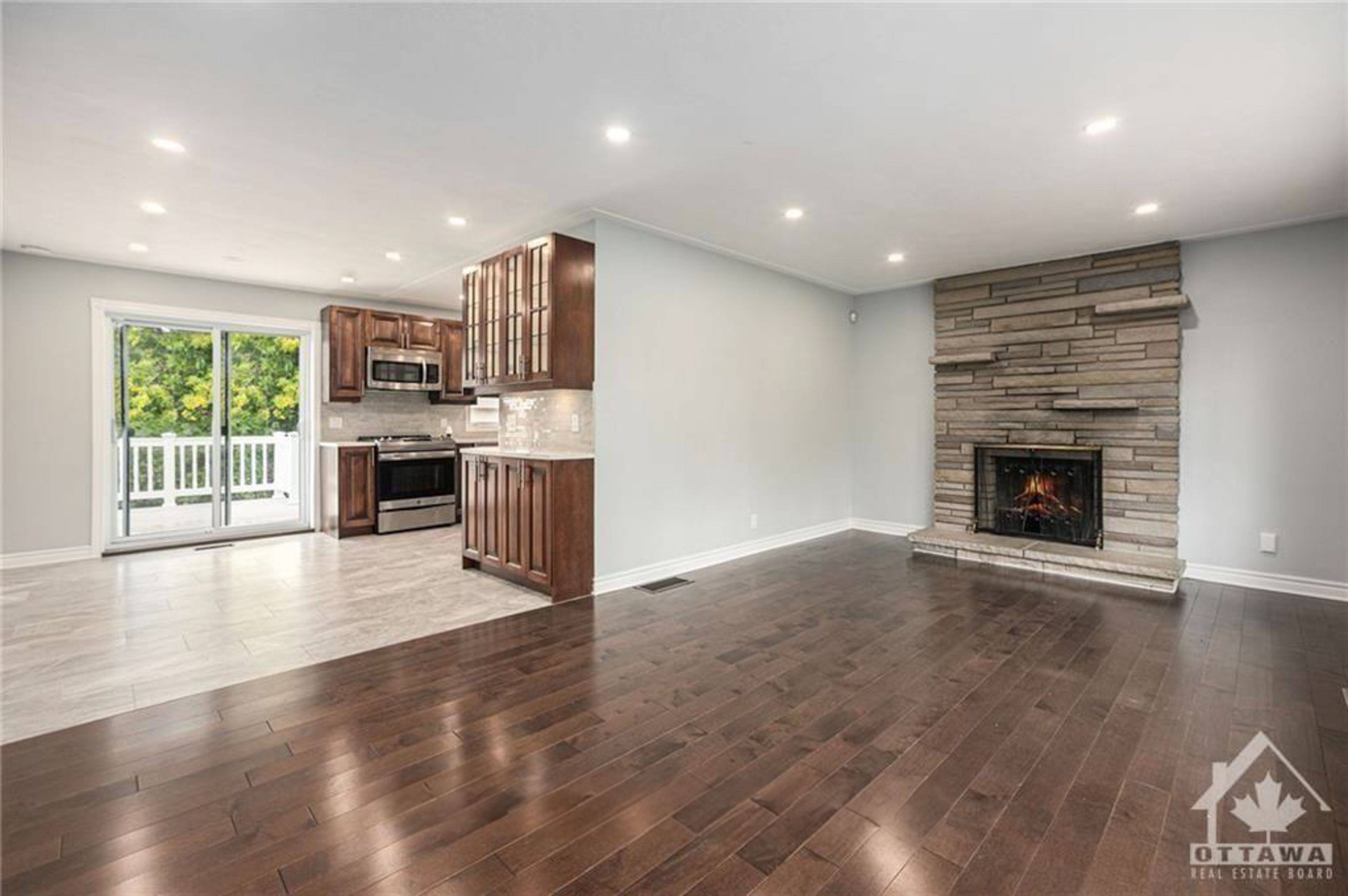 Cityview - Parkwoods Hills - Rideau Shore, ON K2C 1X7,1680 Fisher AVE