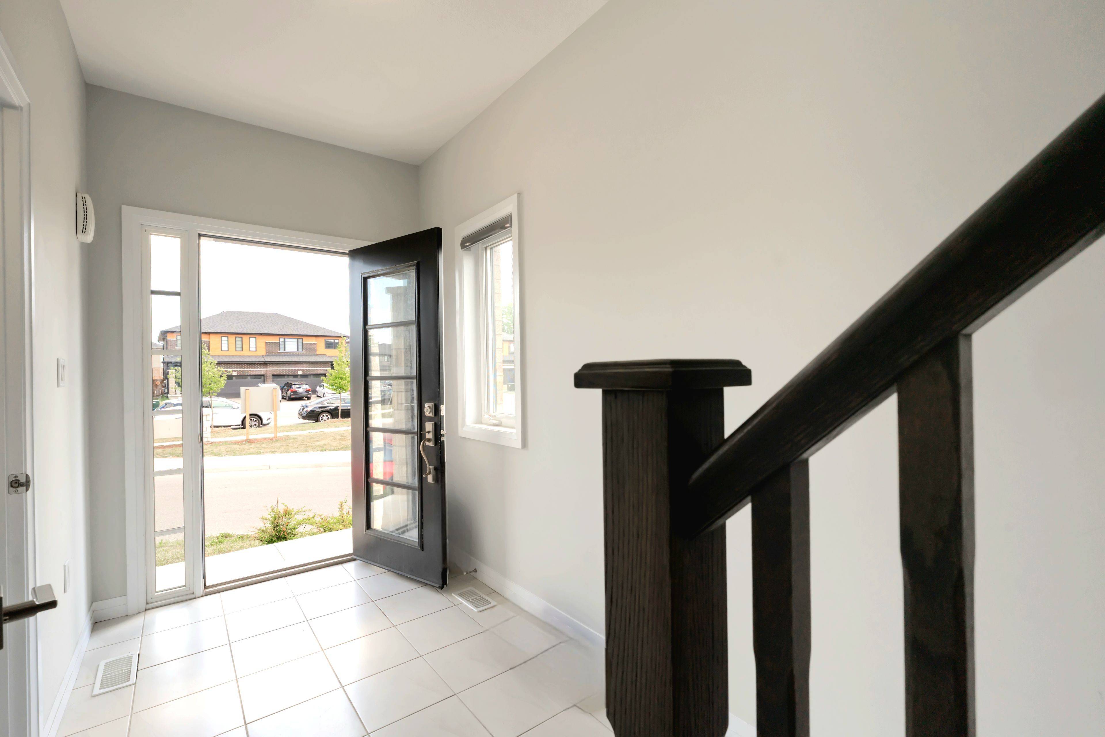 Brantford, ON N3S 0K1,520 GREY ST #33
