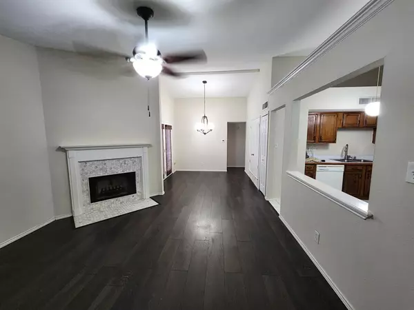 The Colony, TX 75056,6704 Elliot Court