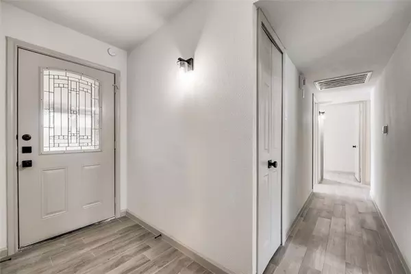 North Richland Hills, TX 76182,6501 Wakefield Road