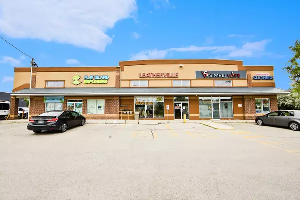 13390 Yonge ST, Richmond Hill, ON L4E 2P6