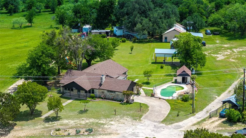 3901 Lipan Highway, Granbury, TX 76048