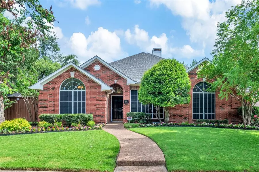 2203 Glascow Court, Carrollton, TX 75007
