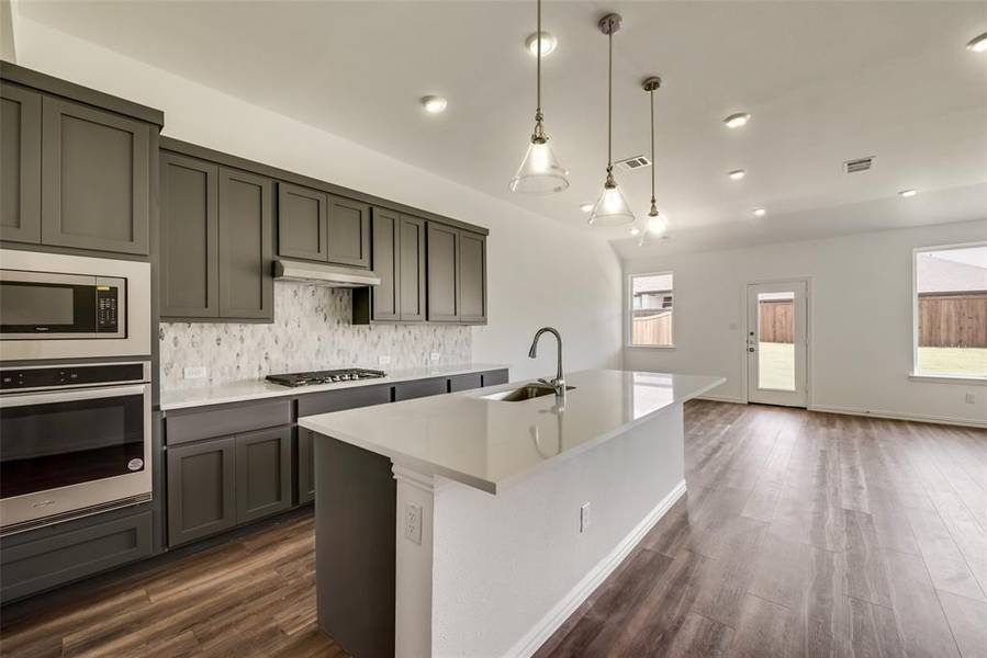 1820 Purtis Creek Drive, Forney, TX 75126