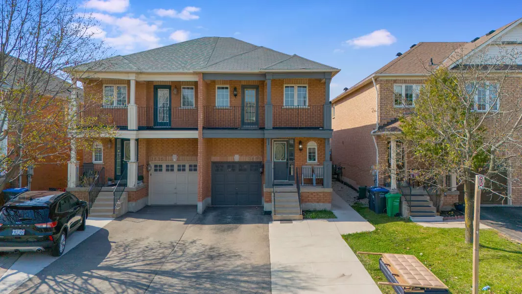 3893 Manatee WAY #Upper, Mississauga, ON L5M 6P7