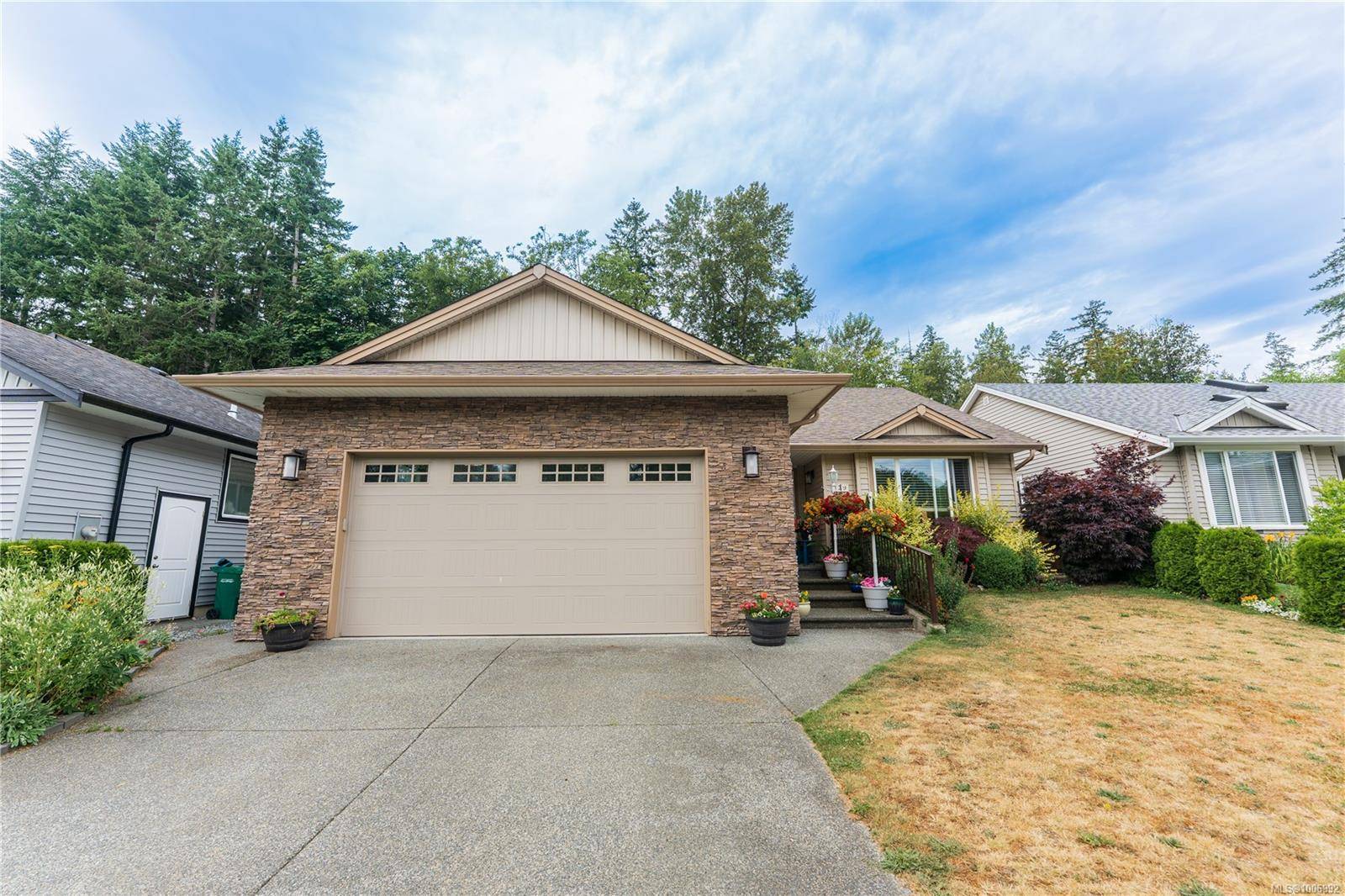 129 Cowling Pl, Nanaimo, BC V9R 6R7