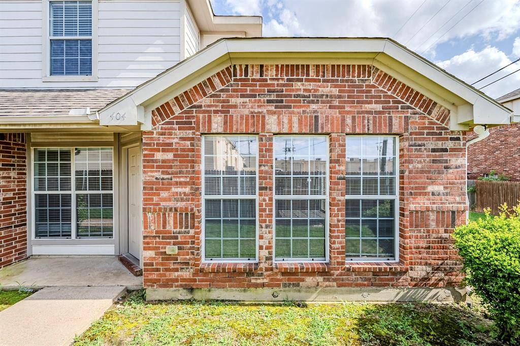 611 Oriole Boulevard #404, Duncanville, TX 75116
