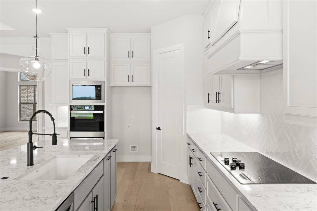Gunter, TX 75058,160 Waterview Drive