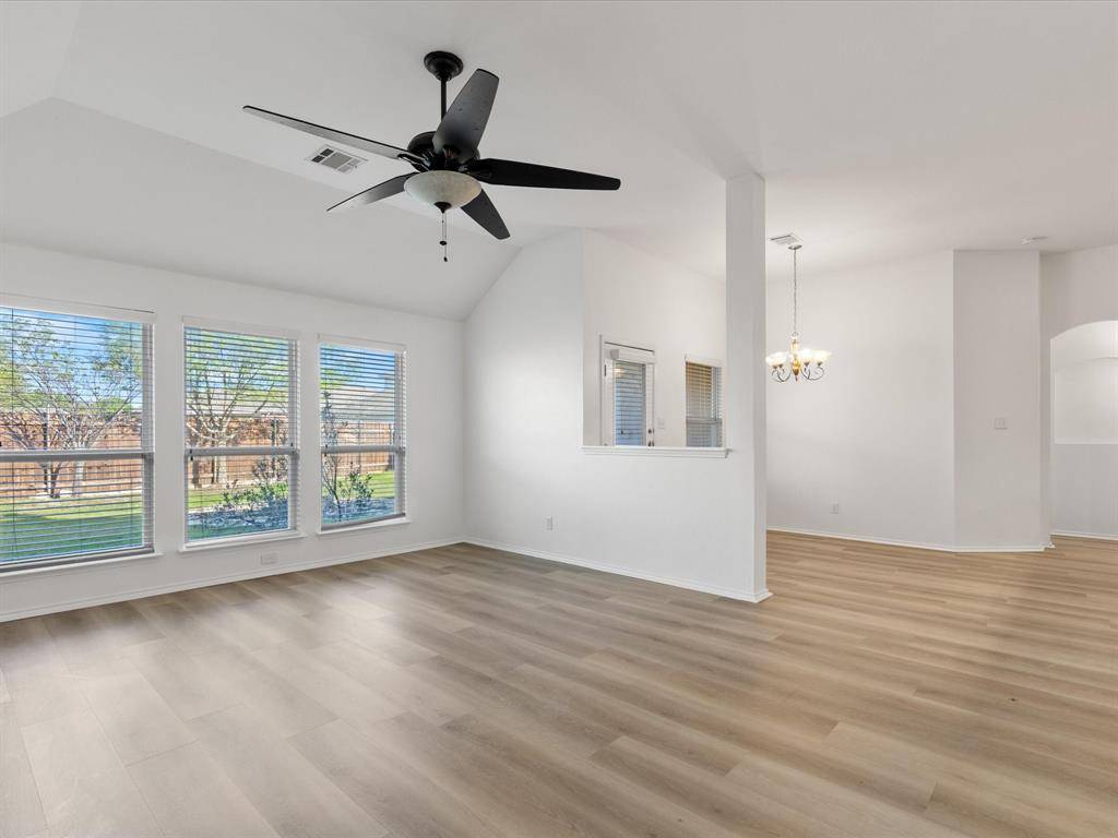 Fort Worth, TX 76179,6813 Falconer Way