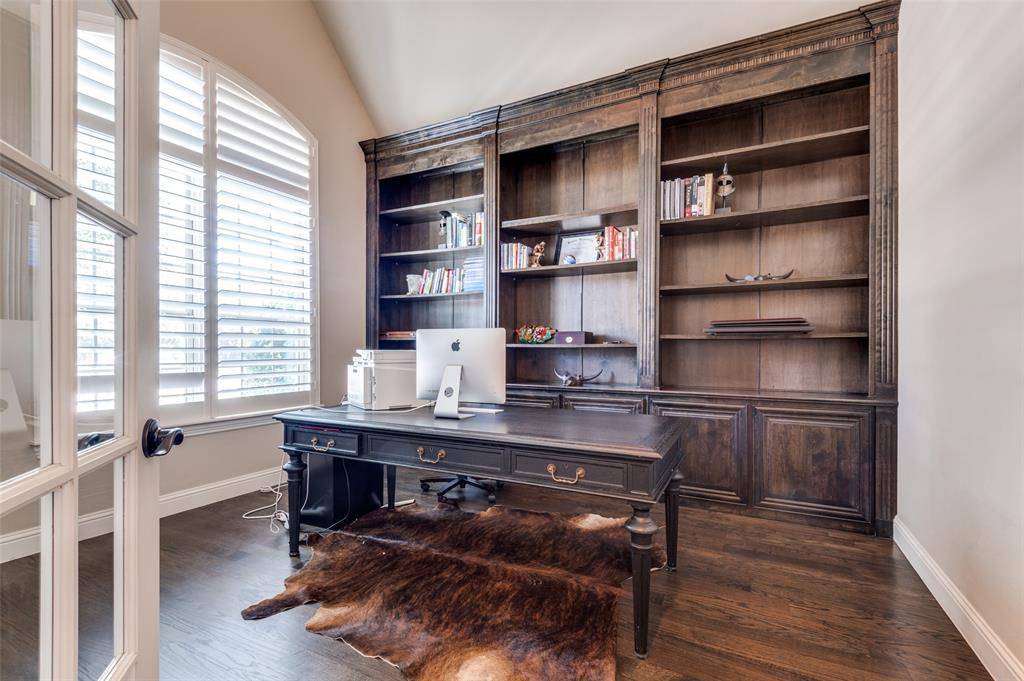 Colleyville, TX 76034,5812 Chalford