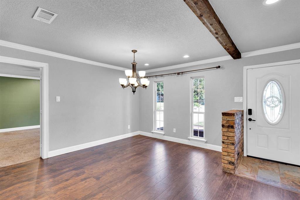 Fort Worth, TX 76112,7432 Beckwood Drive