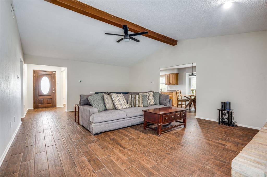 Carrollton, TX 75006,2622 Fallcreek Drive