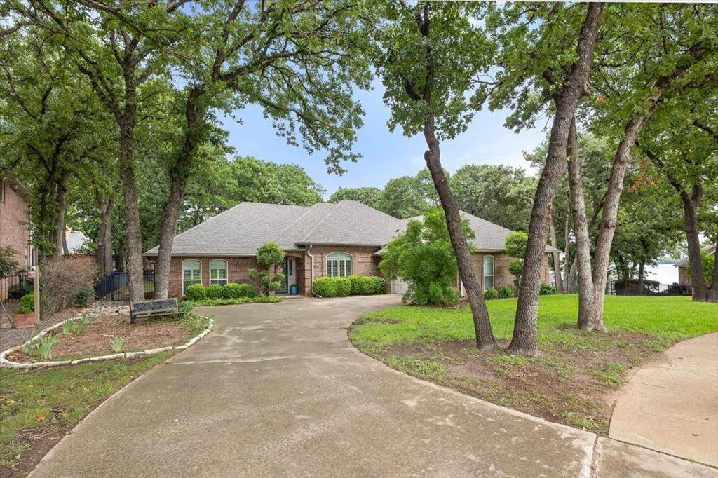 Azle, TX 76020,417 Schooner Drive