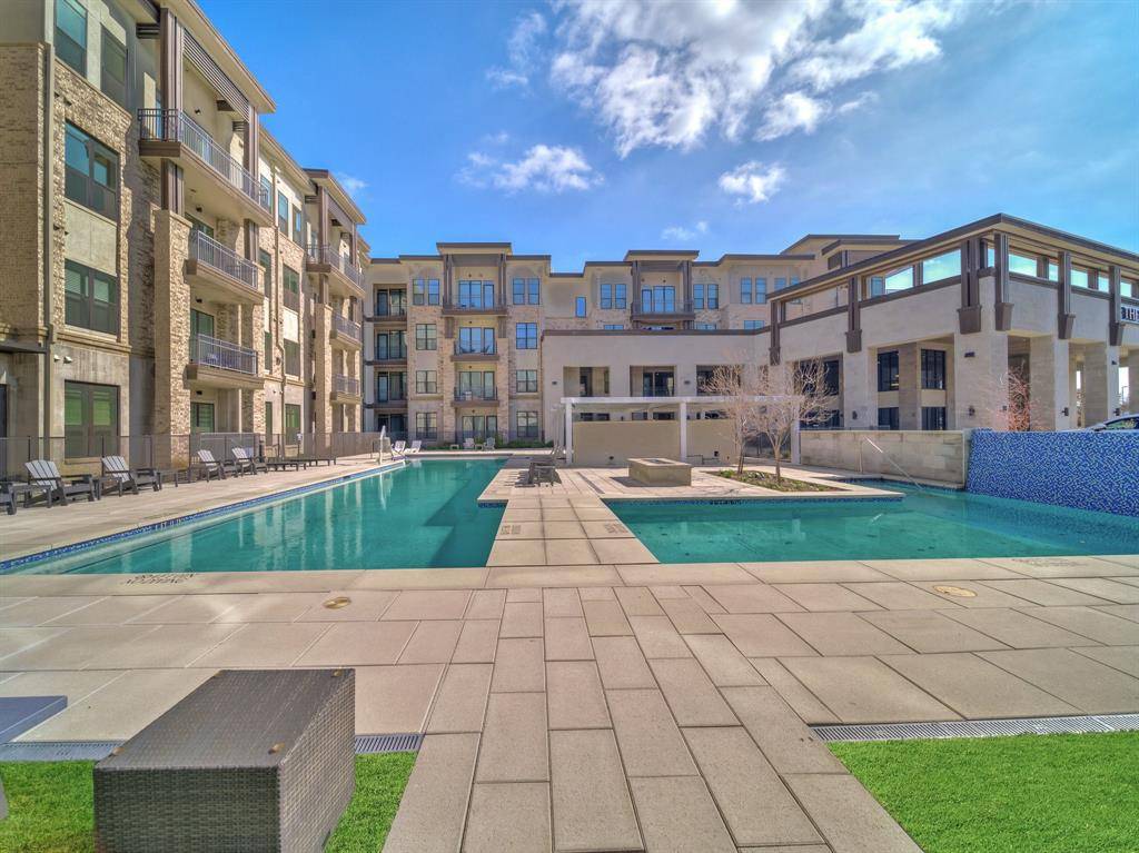 2700 Old Denton Road #2220, Carrollton, TX 75007