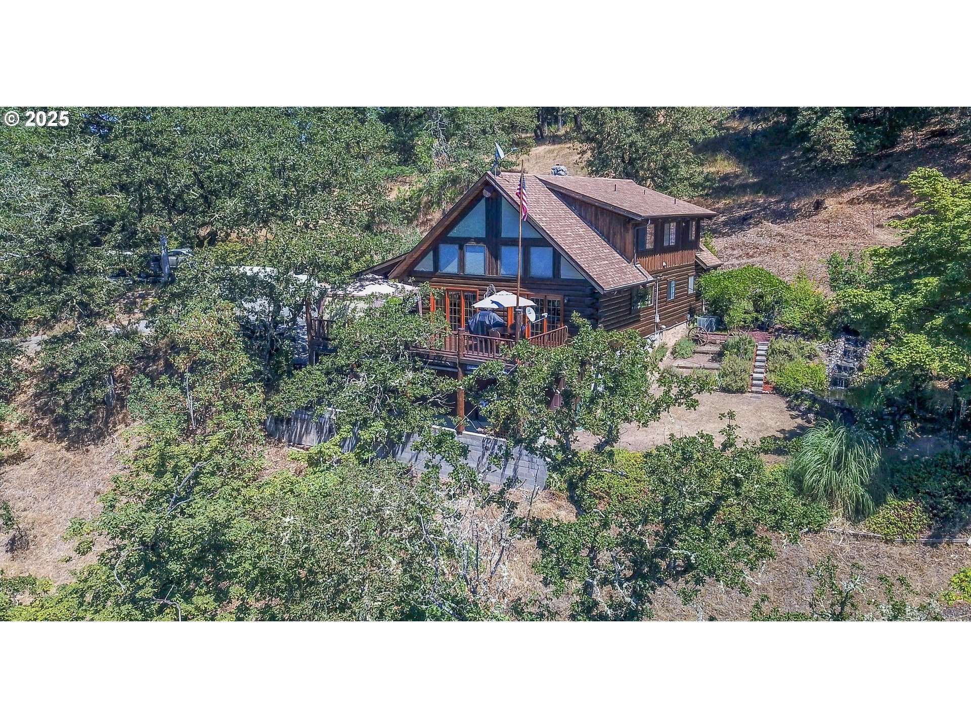 1138 YOKUM RD, Riddle, OR 97469