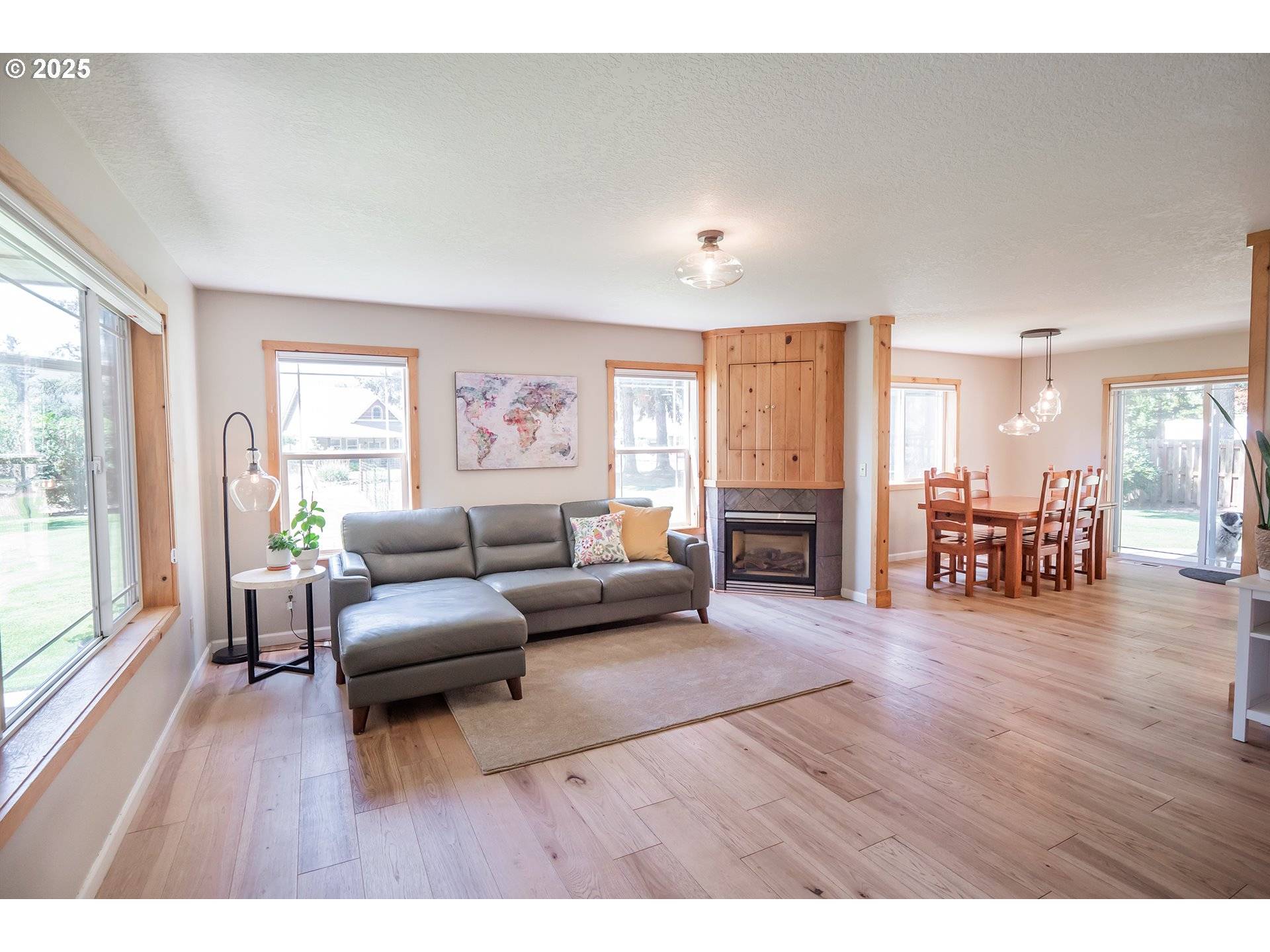 Lyons, OR 97358,1201 JUNIPER CT