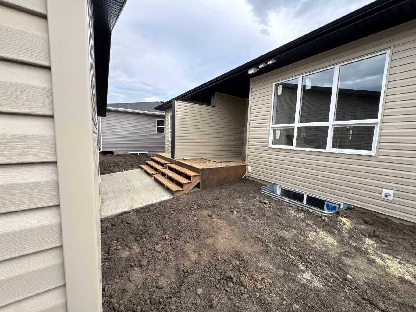 Sylvan Lake, AB T4S0W4,95 Gray Close