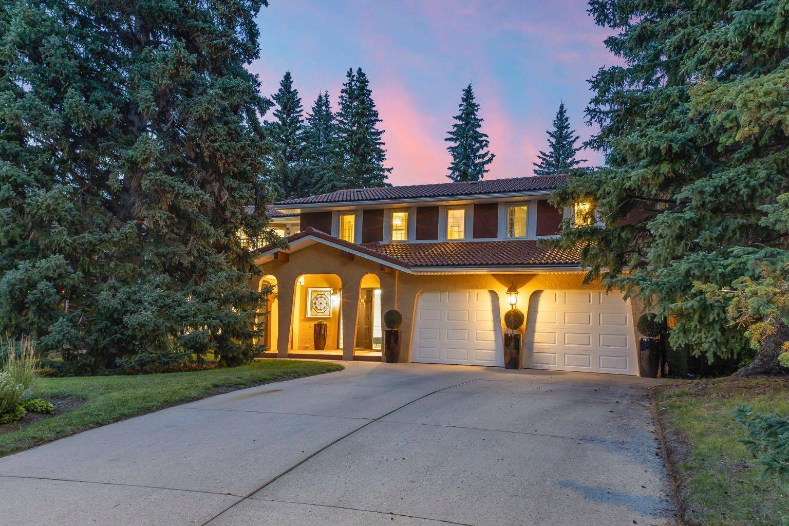 20 Bay View DR Southwest, Calgary, AB T2V 3N6