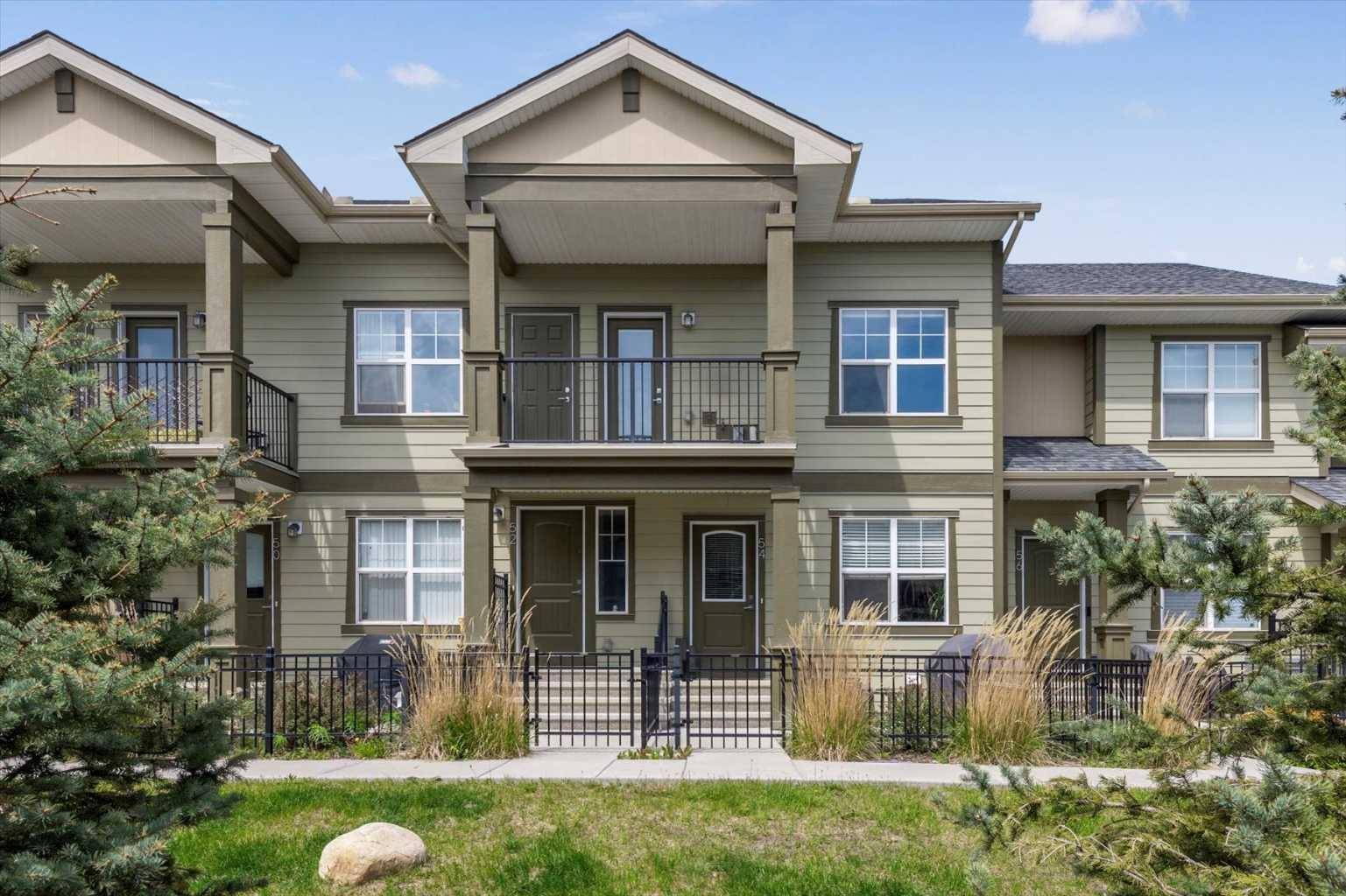 52 Evanscrest GDNS Northwest, Calgary, AB T3P 0S1