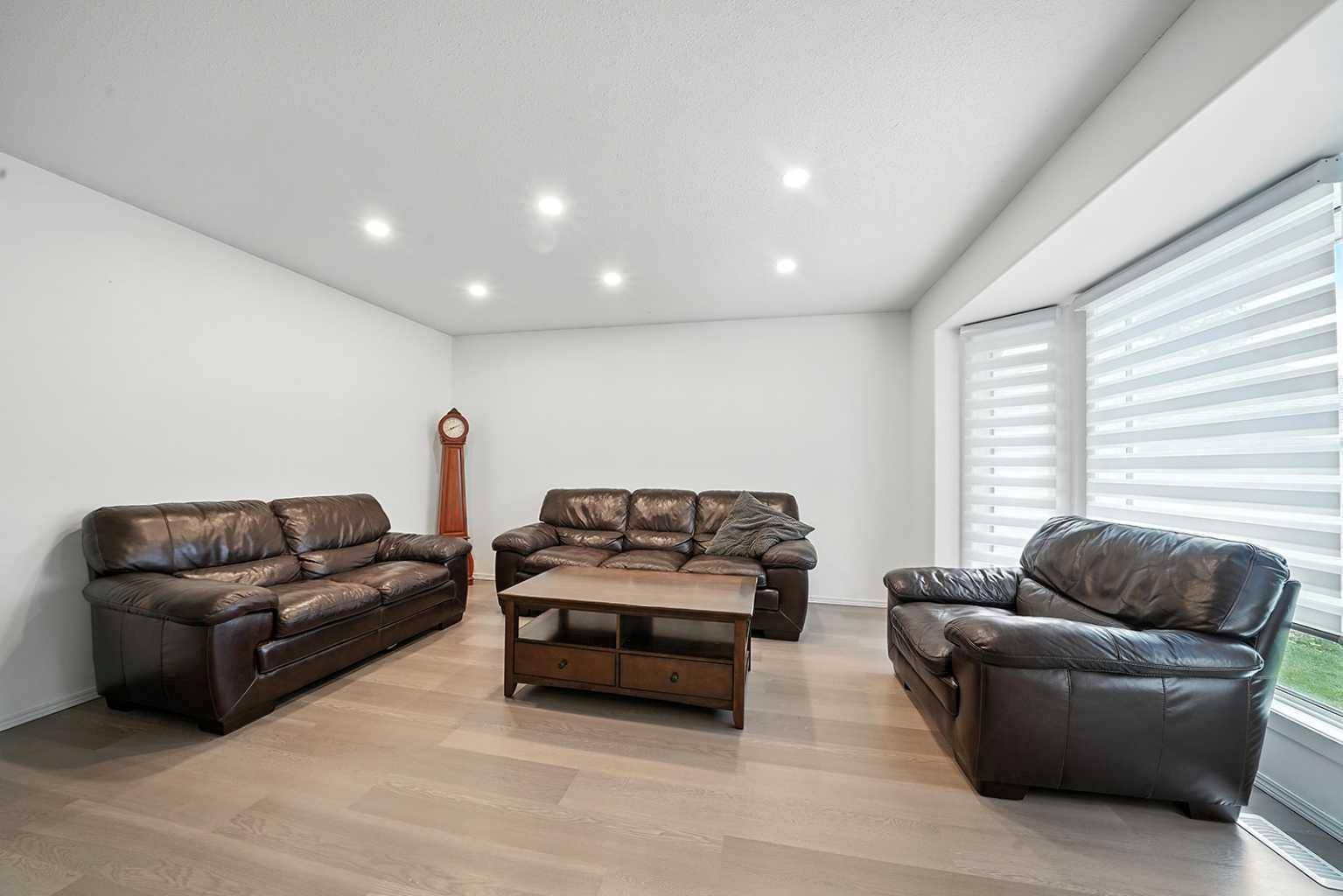 Sylvan Lake, AB T4S1G2,7 Wilson Close