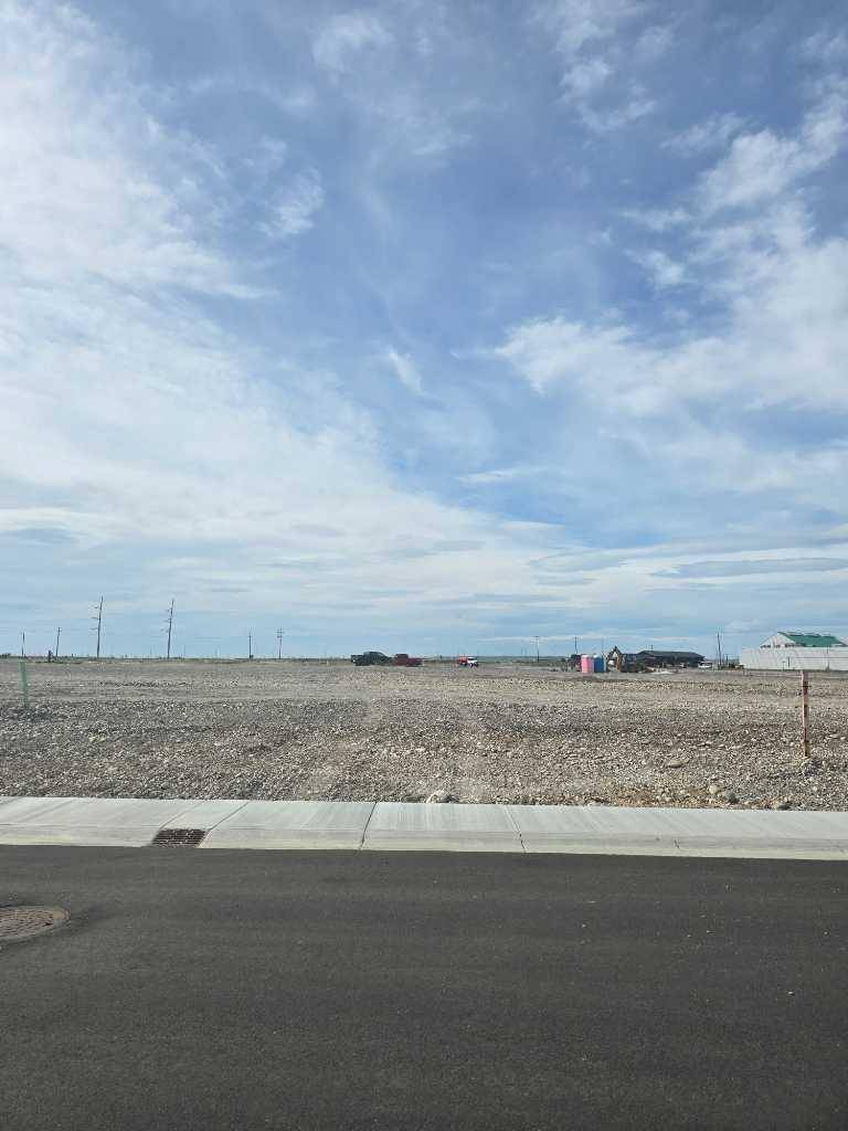 Fort Macleod, AB T0L0Z0,926 Willow LN