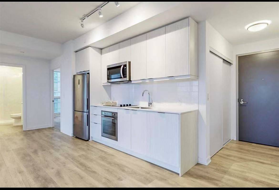 Toronto C15, ON M2J 0H4,38 Forest Manor RD #810