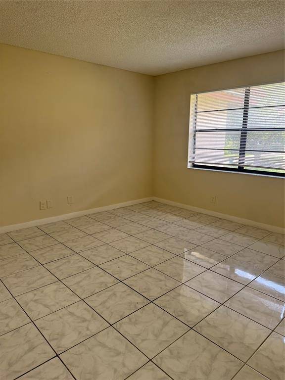 Coral Springs, FL 33065,3502 NW 114th Ln #10