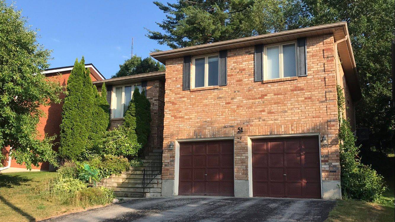 51 Florence Park RD, Barrie, ON L4N 6Y9