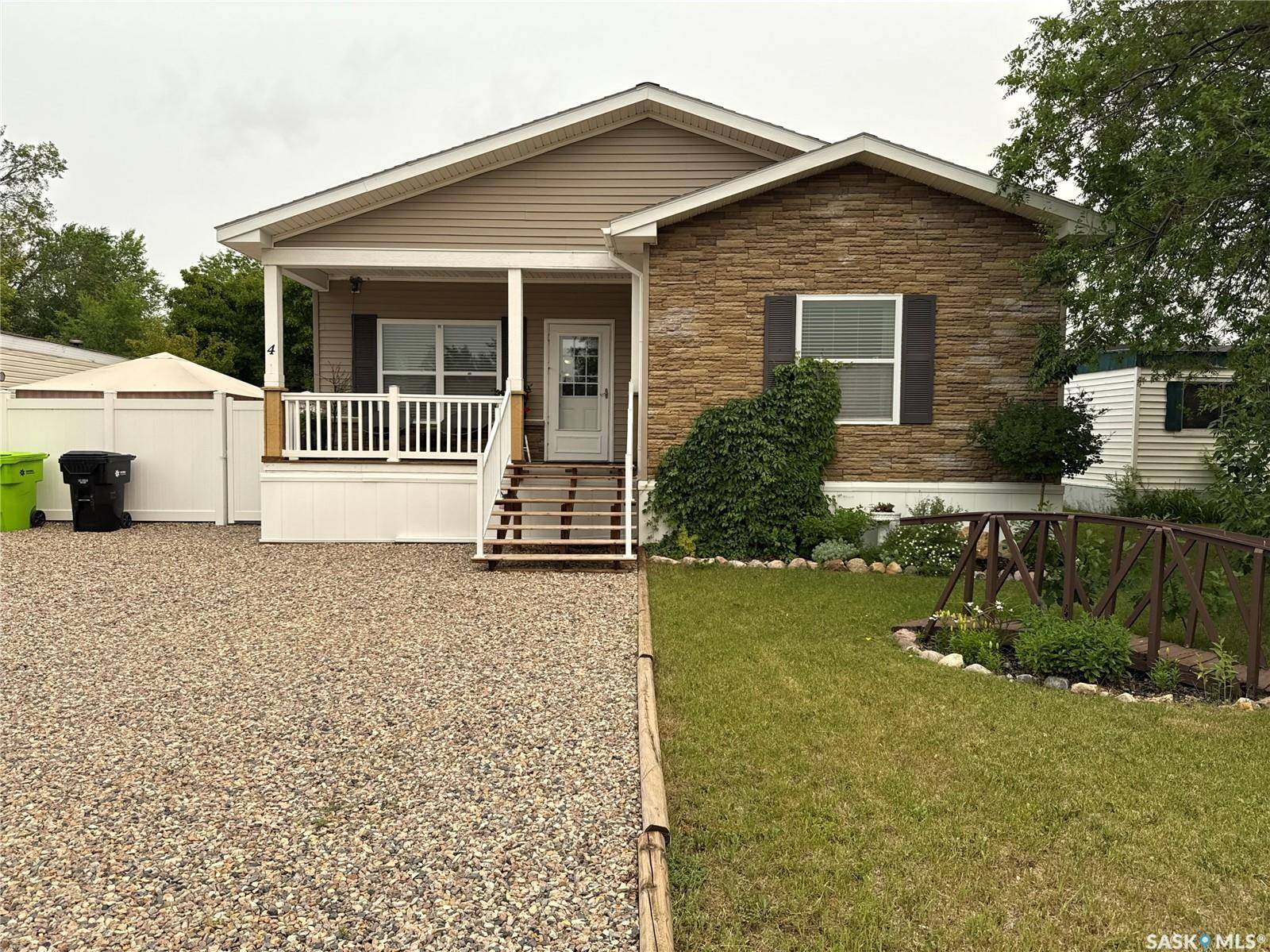4 Crystal DRIVE, Edenwold Rm No. 158, SK S4L 1B3