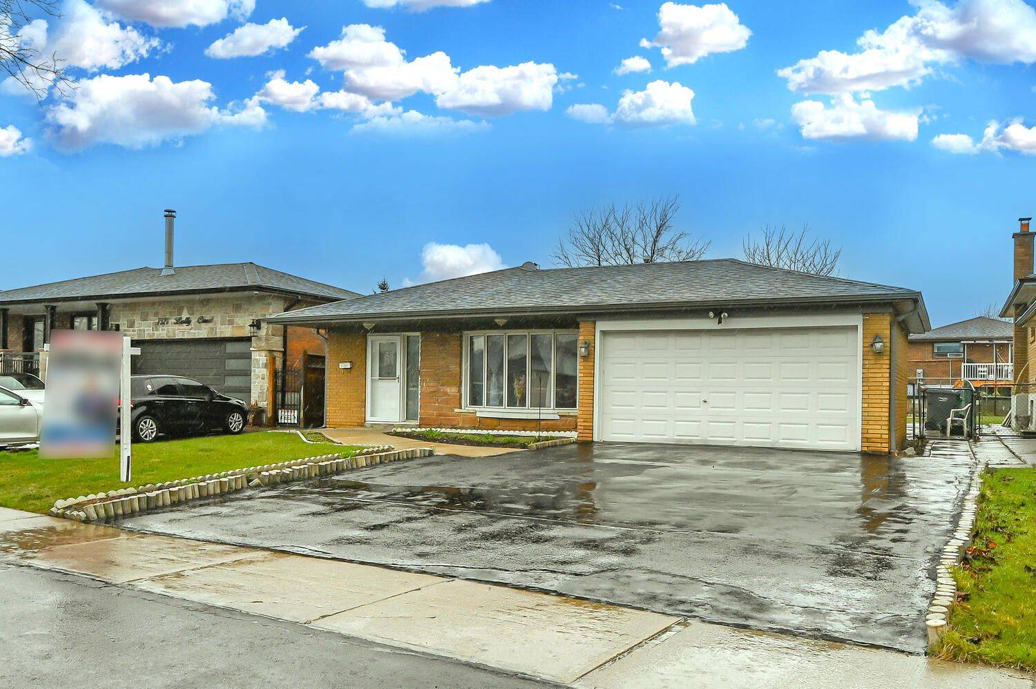 Mississauga, ON L4T 2P2,7517 Lully CT