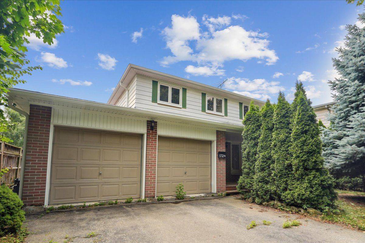 1724 Kirkwall CRES, Mississauga, ON L4X 1N7