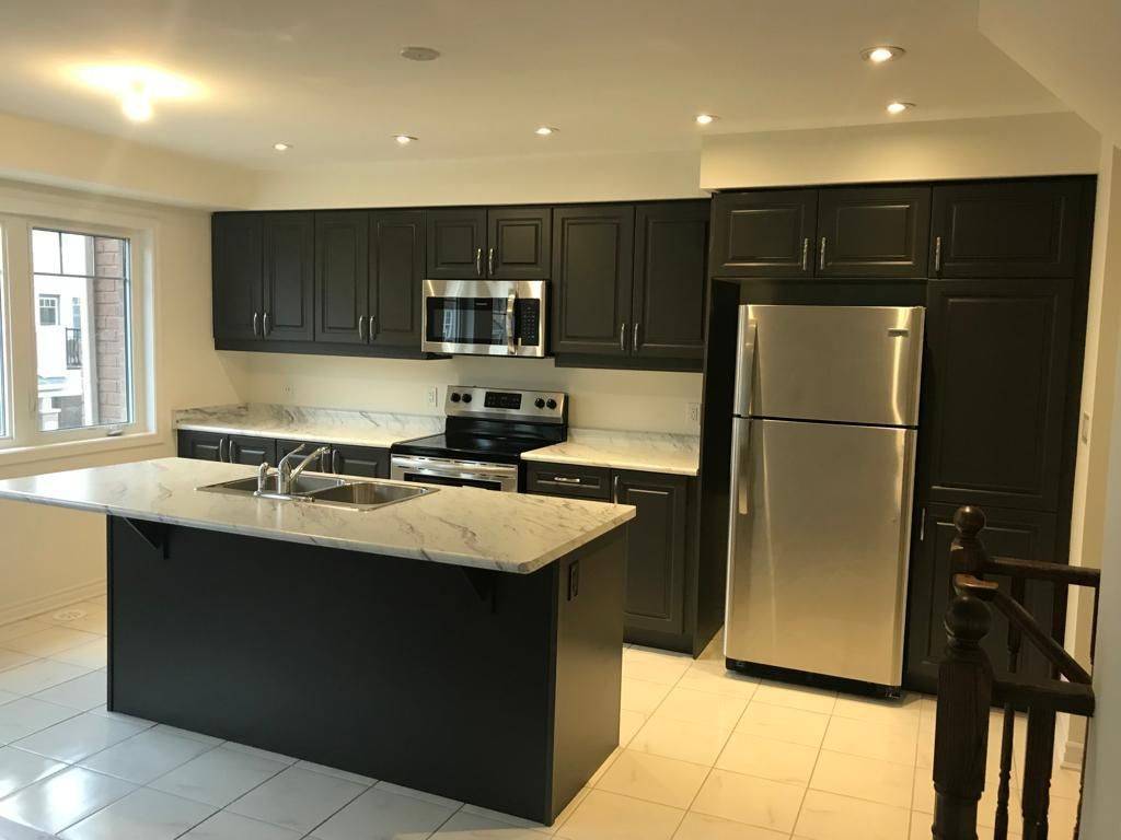 Milton, ON L9T 9L4,1000 Asleton BLVD #Unit 98