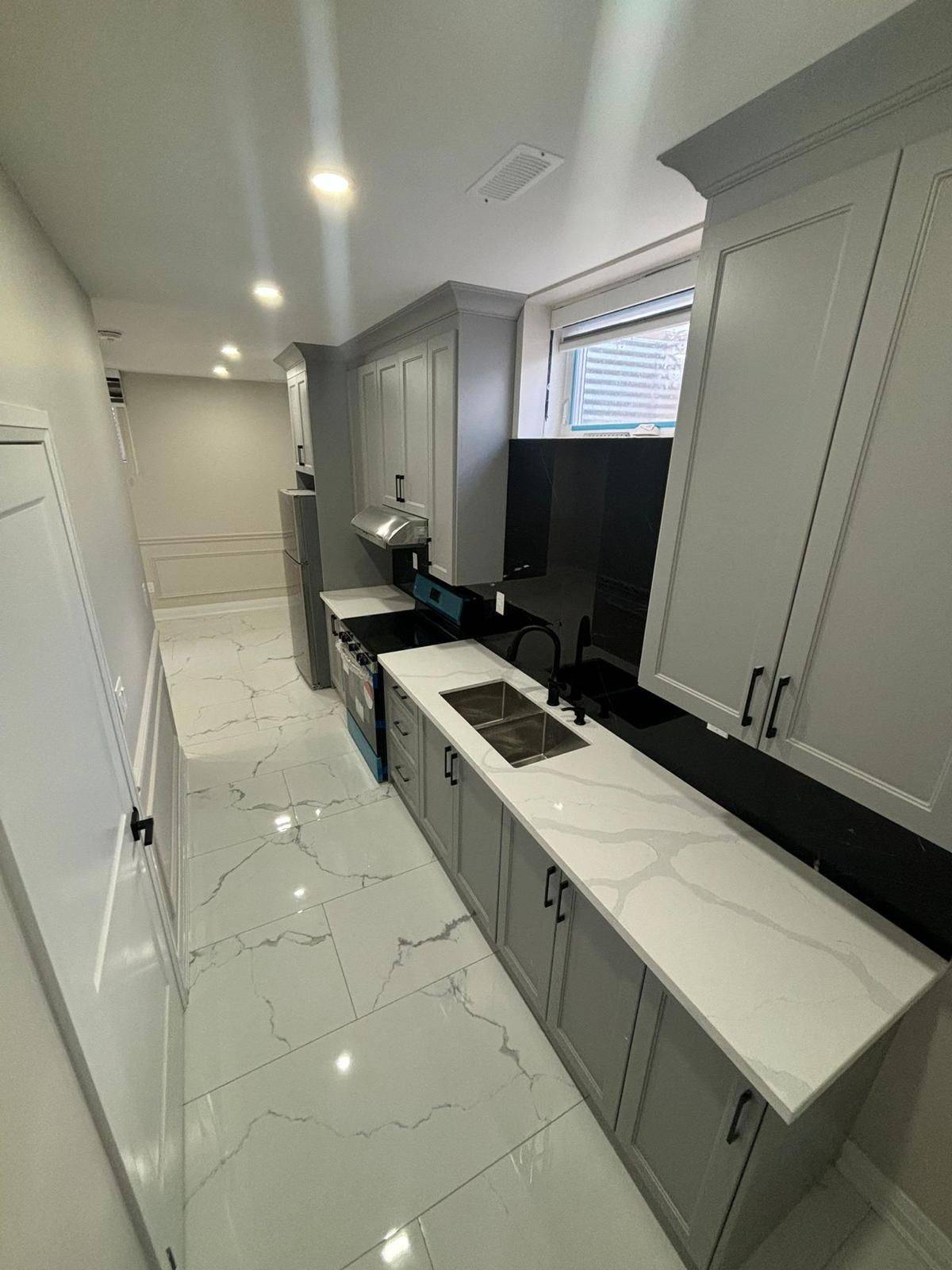 Mississauga, ON L4T 3J3,3311 Dwiggin AVE