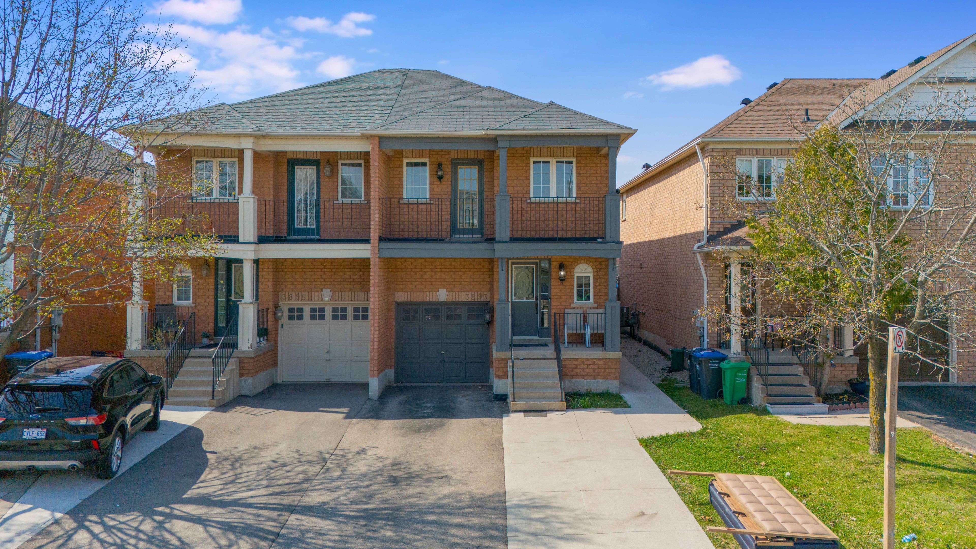 3893 Manatee WAY #Upper, Mississauga, ON L5M 6P7