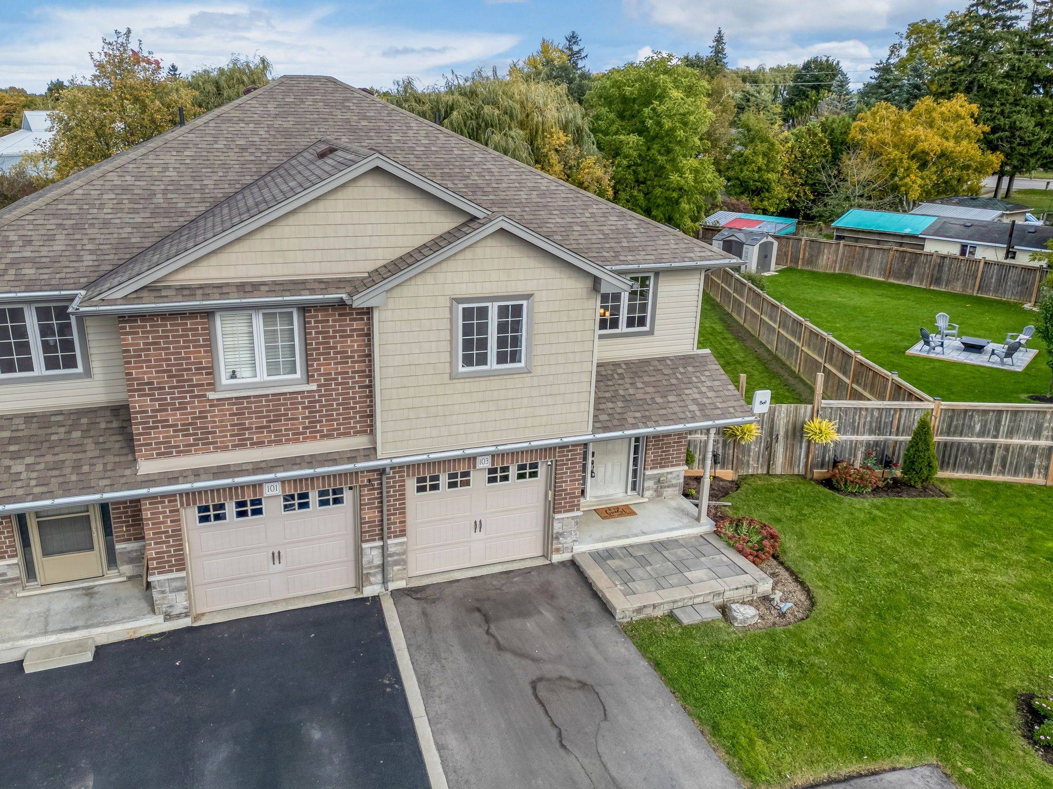 Haldimand, ON N0A 1H0,103 Macneil CT
