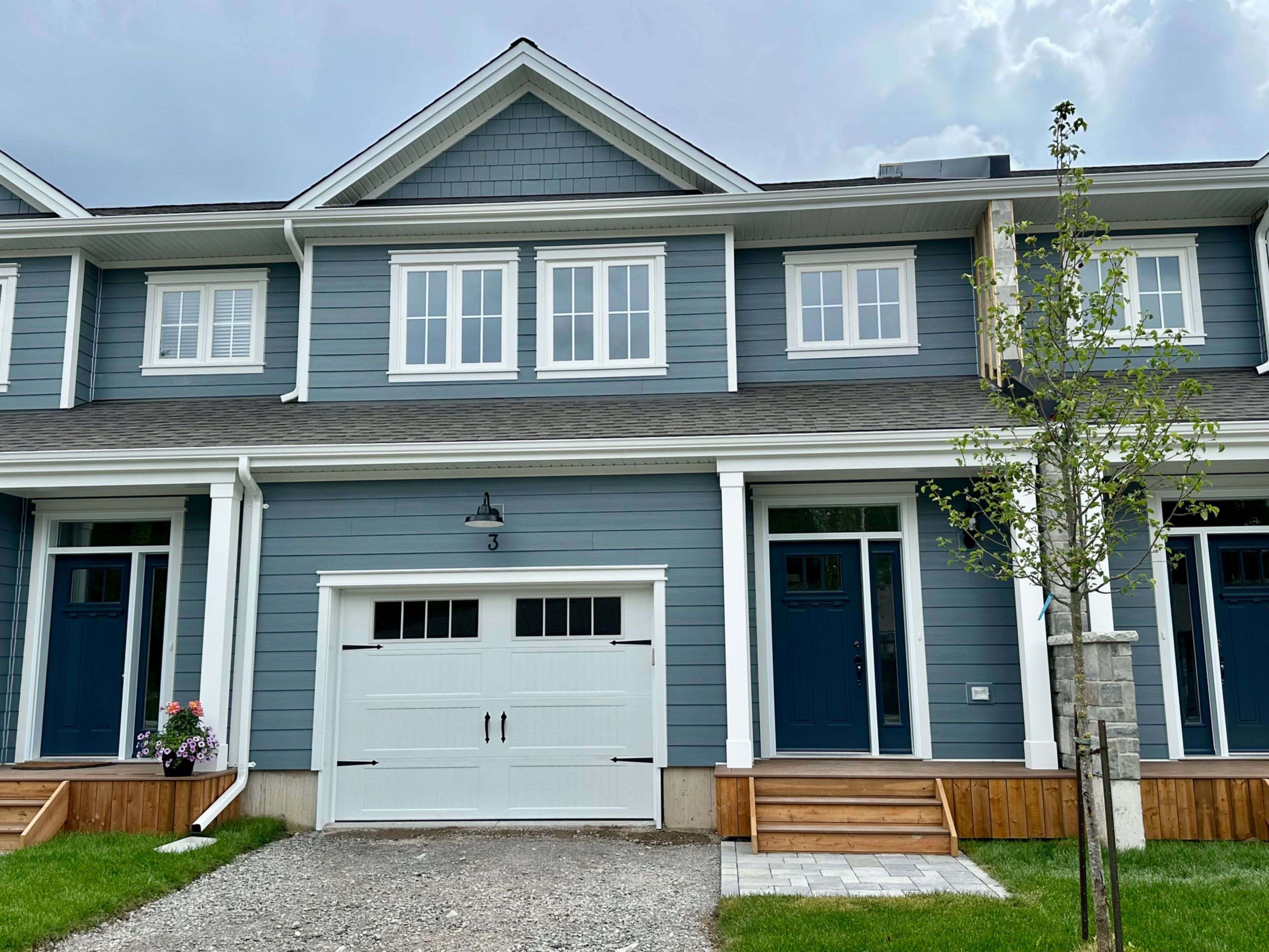 21 Hampton LN #6, Selwyn, ON K0M 2H0