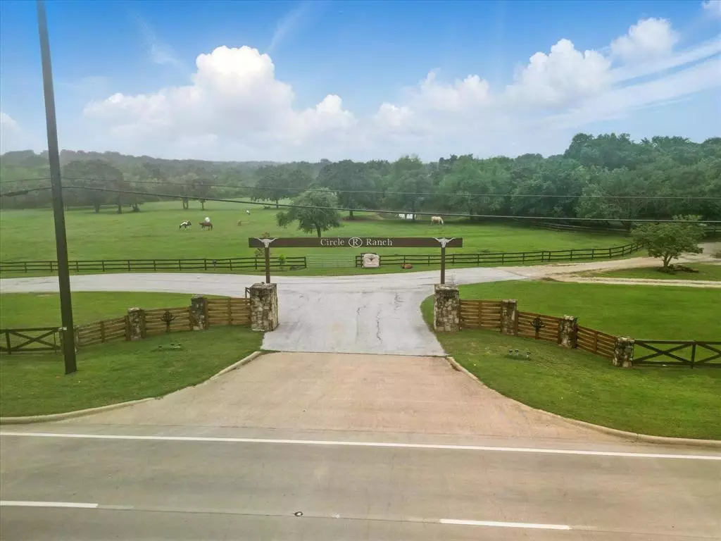 Flower Mound, TX 75022,5901 Cross Timbers Road