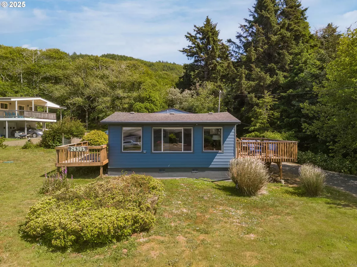 Cloverdale, OR 97112,26305 SANDLAKE RD