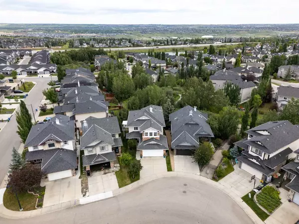 Calgary, AB T3B 0C4,46 Crestbrook HL Southwest