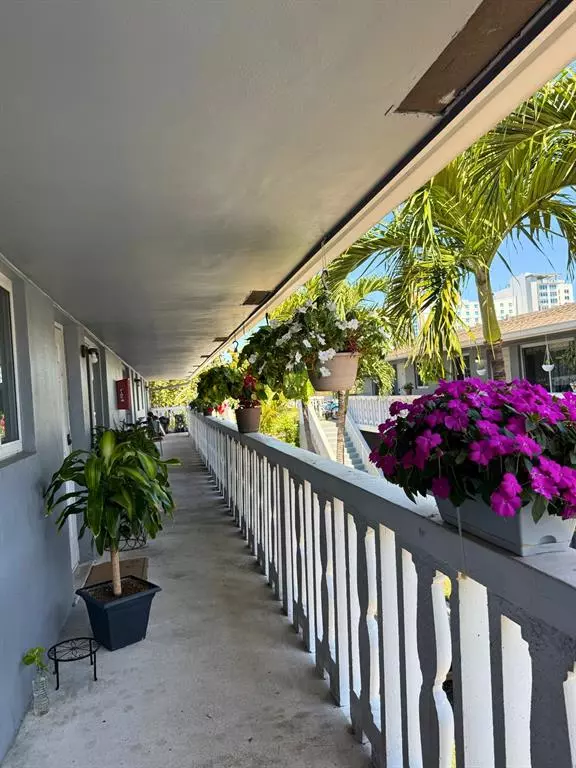 Fort Lauderdale, FL 33316,101-105 SE 26 ST